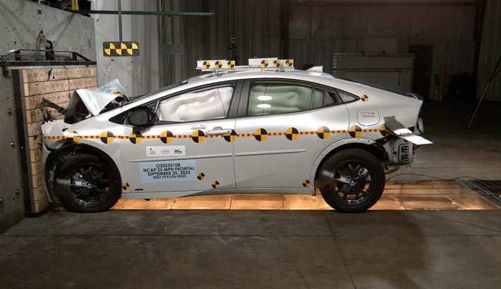 2023 Toyota Prius Report